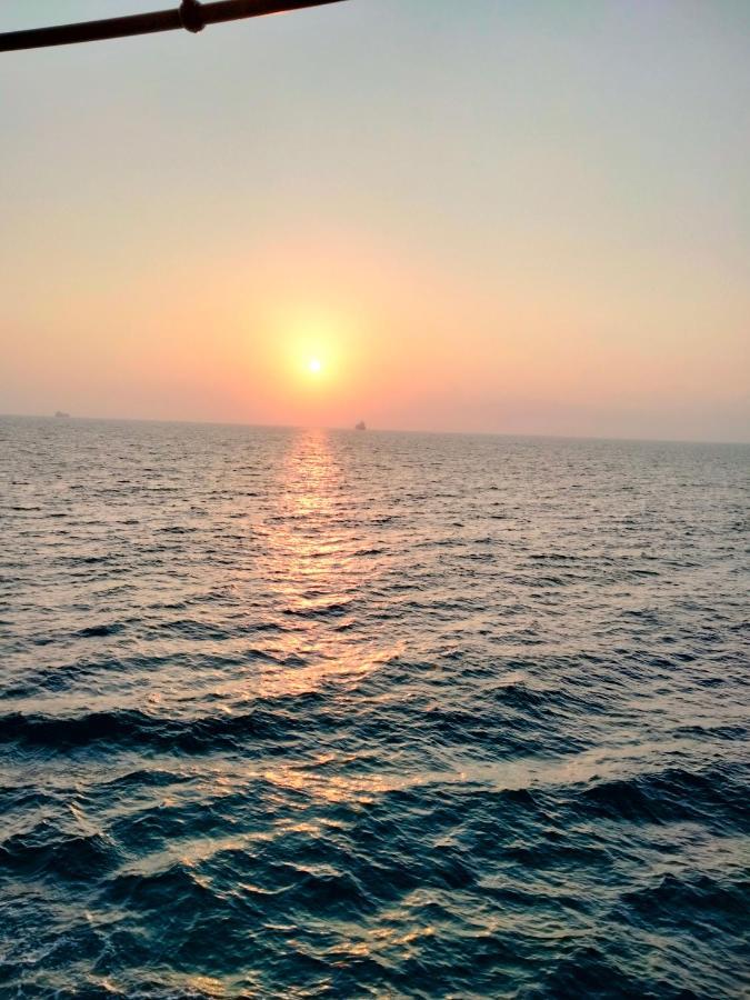 Boheme B6 Sunrise Beach Gastria Exterior foto
