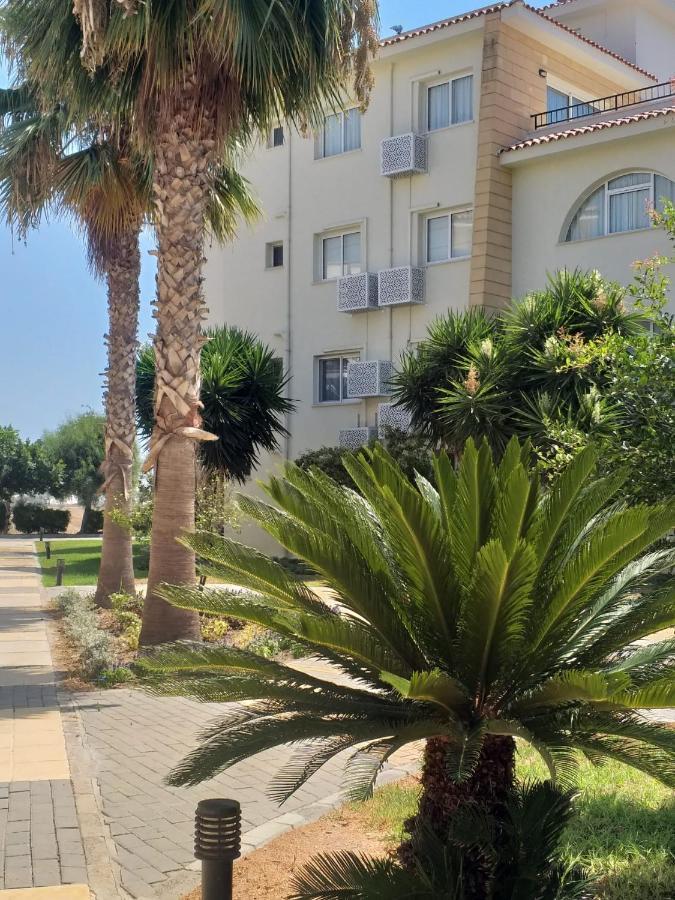 Boheme B6 Sunrise Beach Gastria Exterior foto
