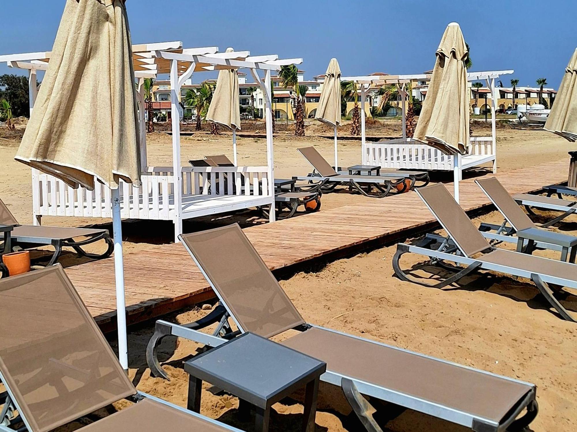 Boheme B6 Sunrise Beach Gastria Exterior foto